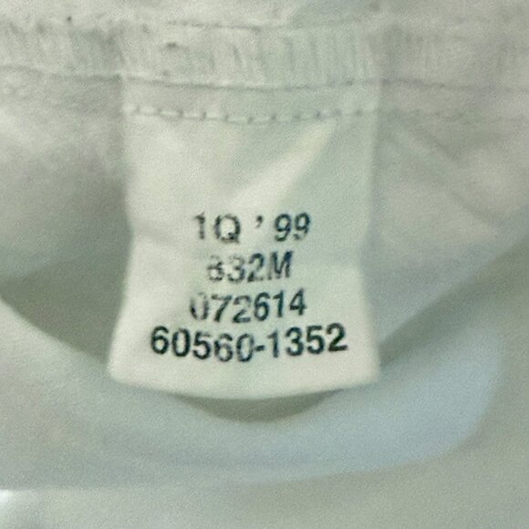 Vintage Levi's Red Tab Denim Shirt XL White Button Up 90s Y2K Normcore Revival - Picture 9 of 9